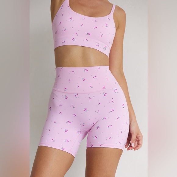 Astoria LUXE BLOSSOM Sports Bra and Scrunch Shorts NWT - Picture 4 of 8